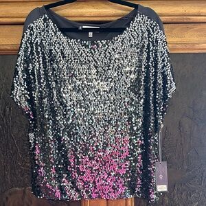 Jennifer Lopez Glittering Black and Pink Sequin Top